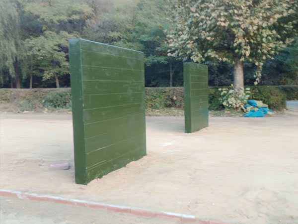 400米障礙器材